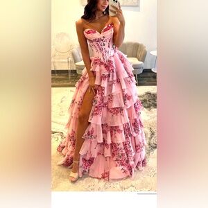 Off The Shoulder Floral with Slit Tiered Ruffle Chiffon Corset Gown Sz 6